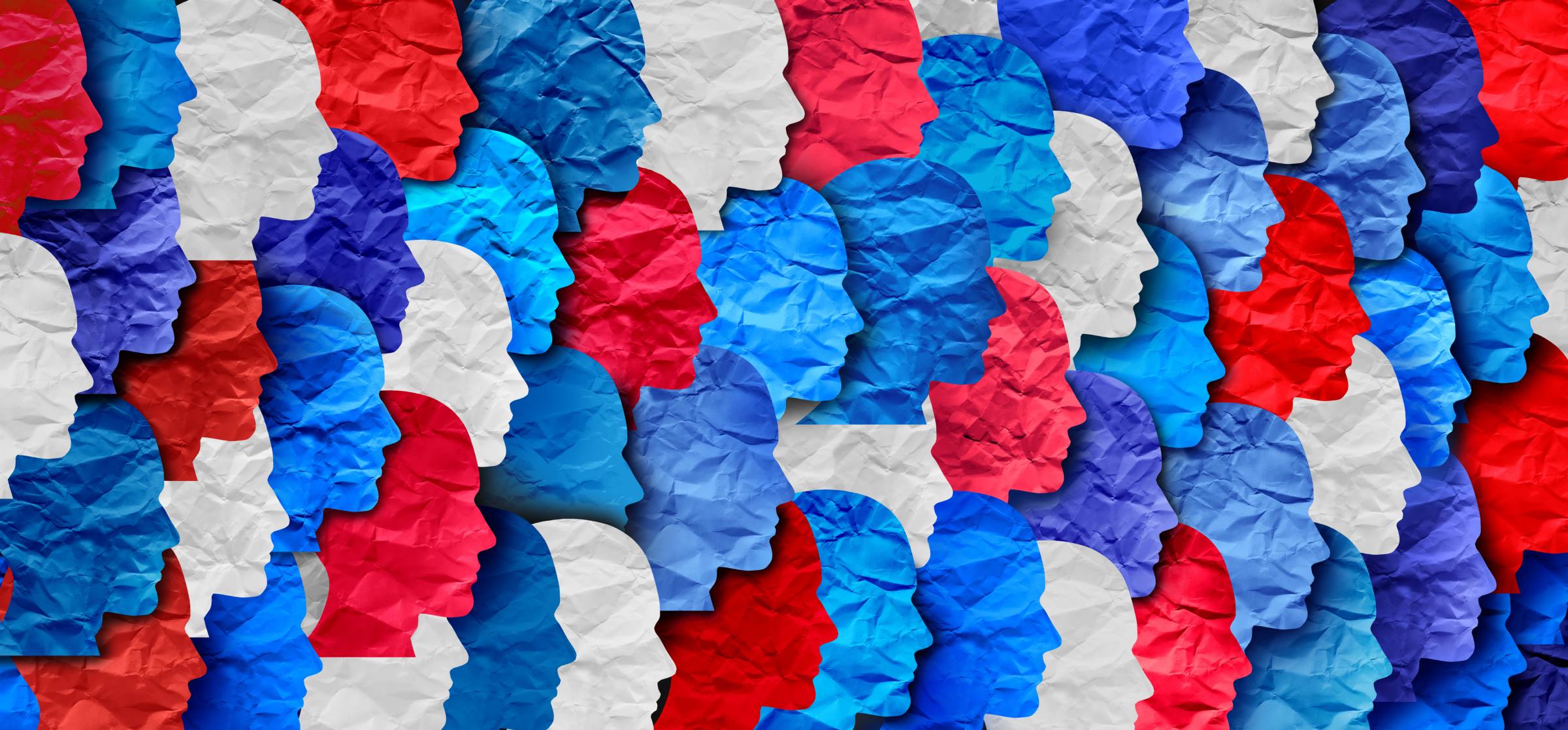 Fresque de visages en papier bleu, blanc et rouge